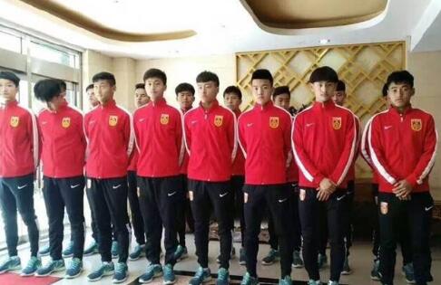 精品无人区乱码1区2区3区免费