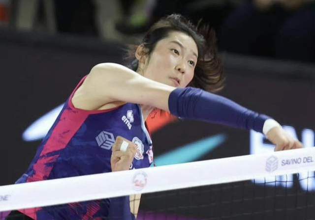亚洲国产精品大学美女久久久爽