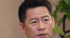 久久女av